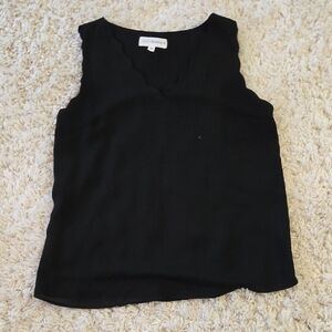 Anna Black Scalloped Sleeveless Blouse